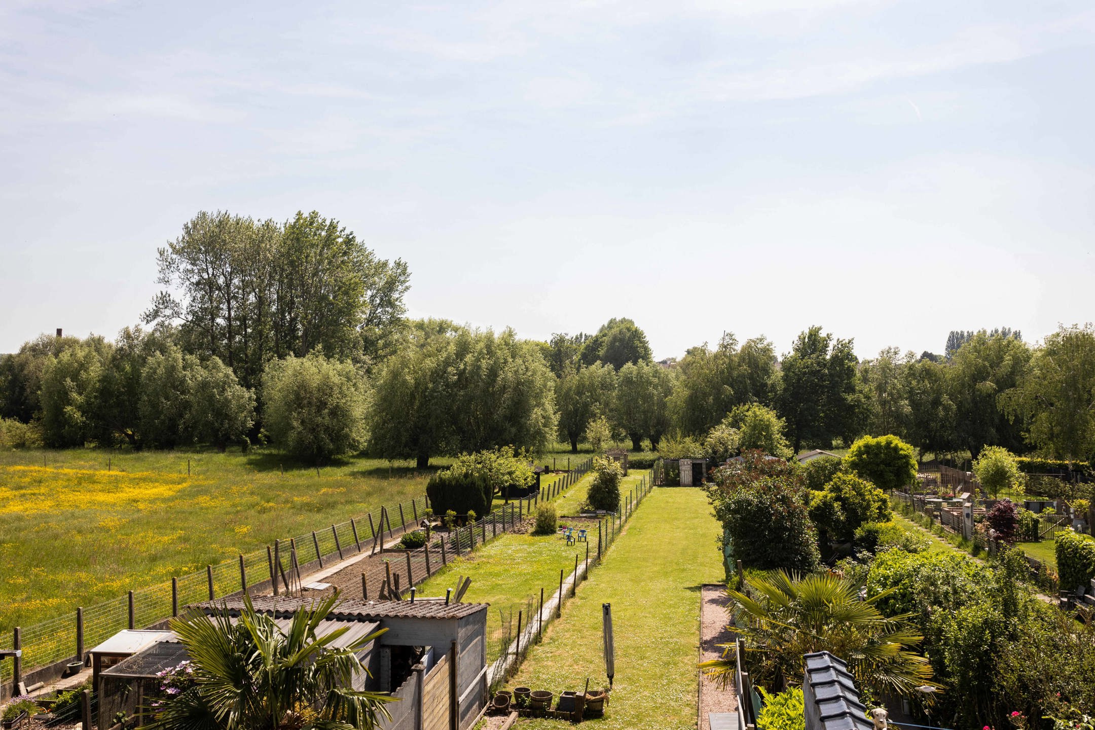 Instapklare & ruime woning op een toffe locatie foto 23