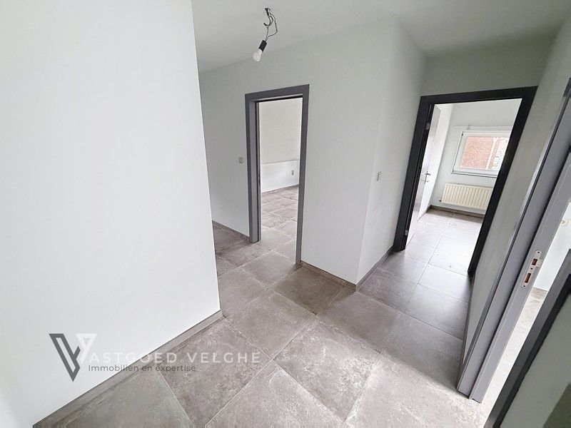 Goed gelegen duplex appartement met 3 slaapkamers, 2 terrassen en private tuin ! foto 19