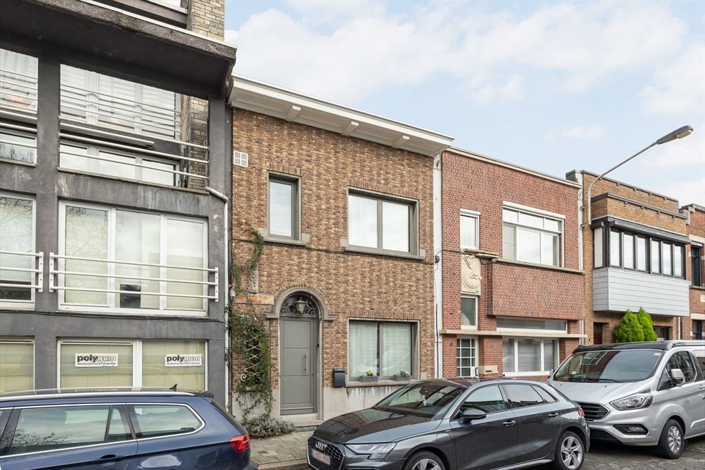 Lichte, instapklare woning met stadstuin foto 22