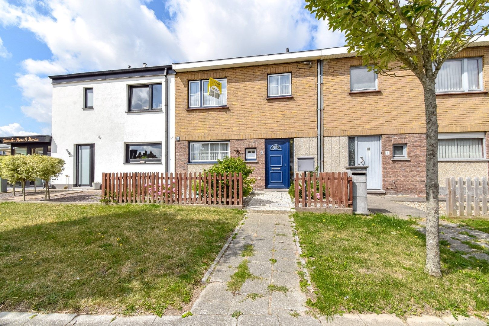 Charmante rijwoning met 3 slaapkamers en zonnige achtertuin in rustige woonwijk te Gistel foto 2