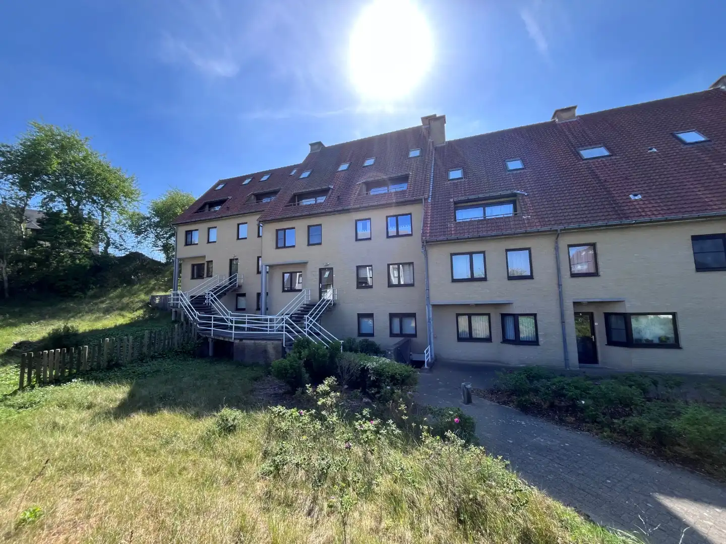 Ruim duplex appartement met 4 slaapkamers en 2 badkamers foto 13