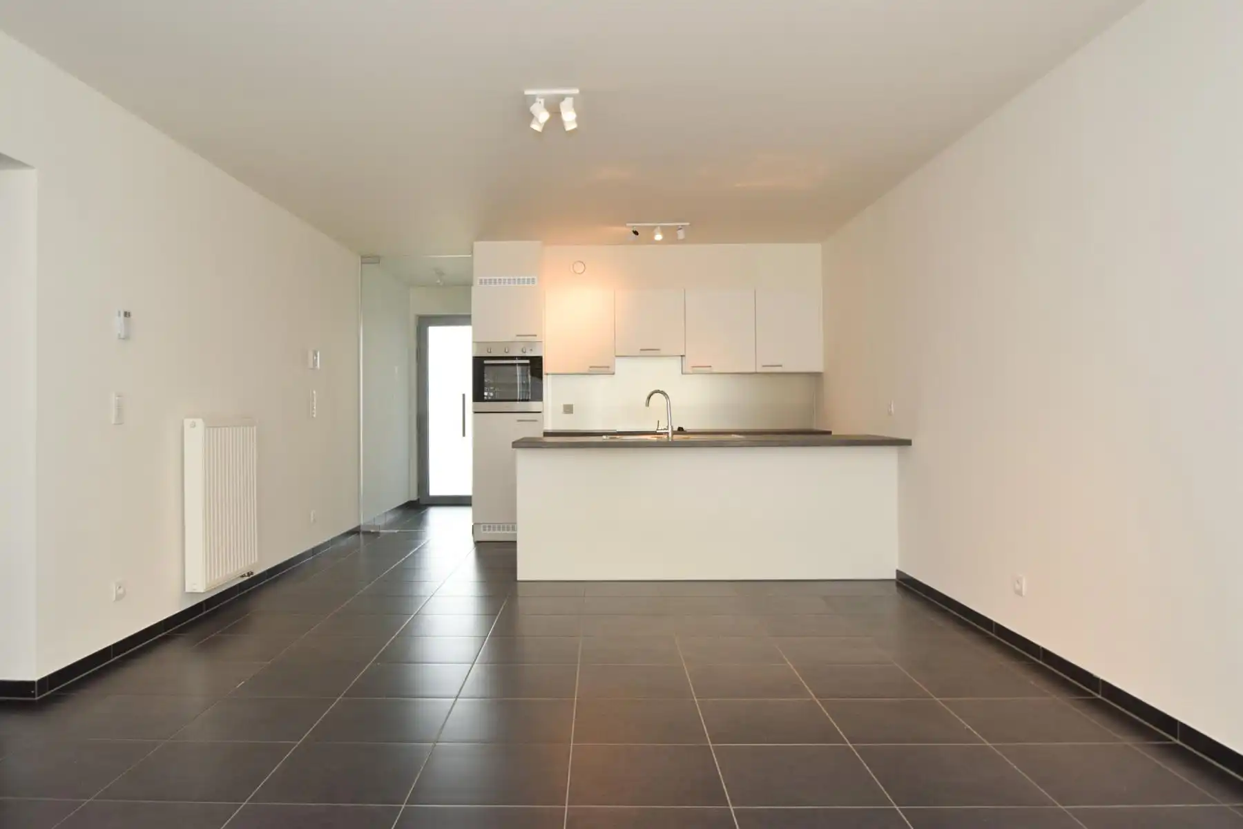 Modern instapklaar appartement te Bilzen  foto 2