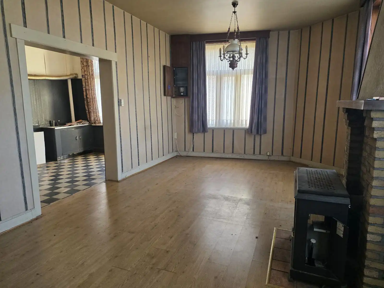 Te renoveren woning met mooie tuin!!! foto 14