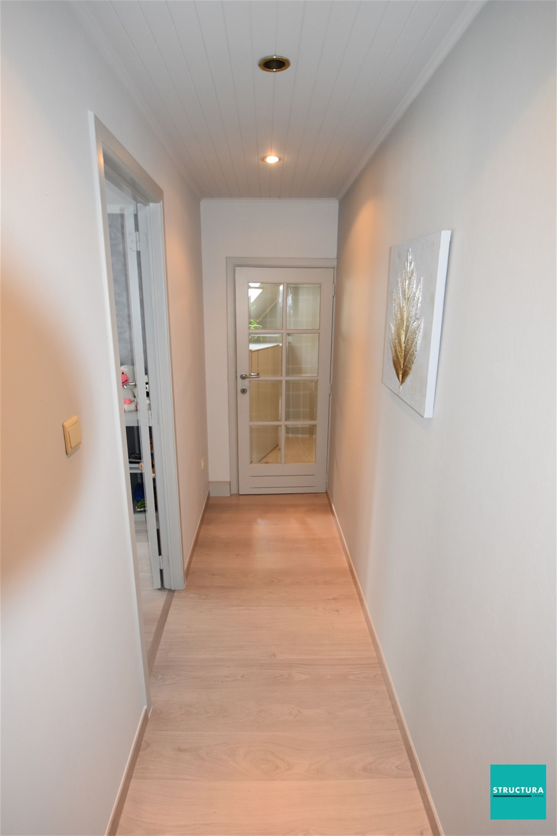 VERKOCHT!!!!     Gerenoveerde woning foto 16