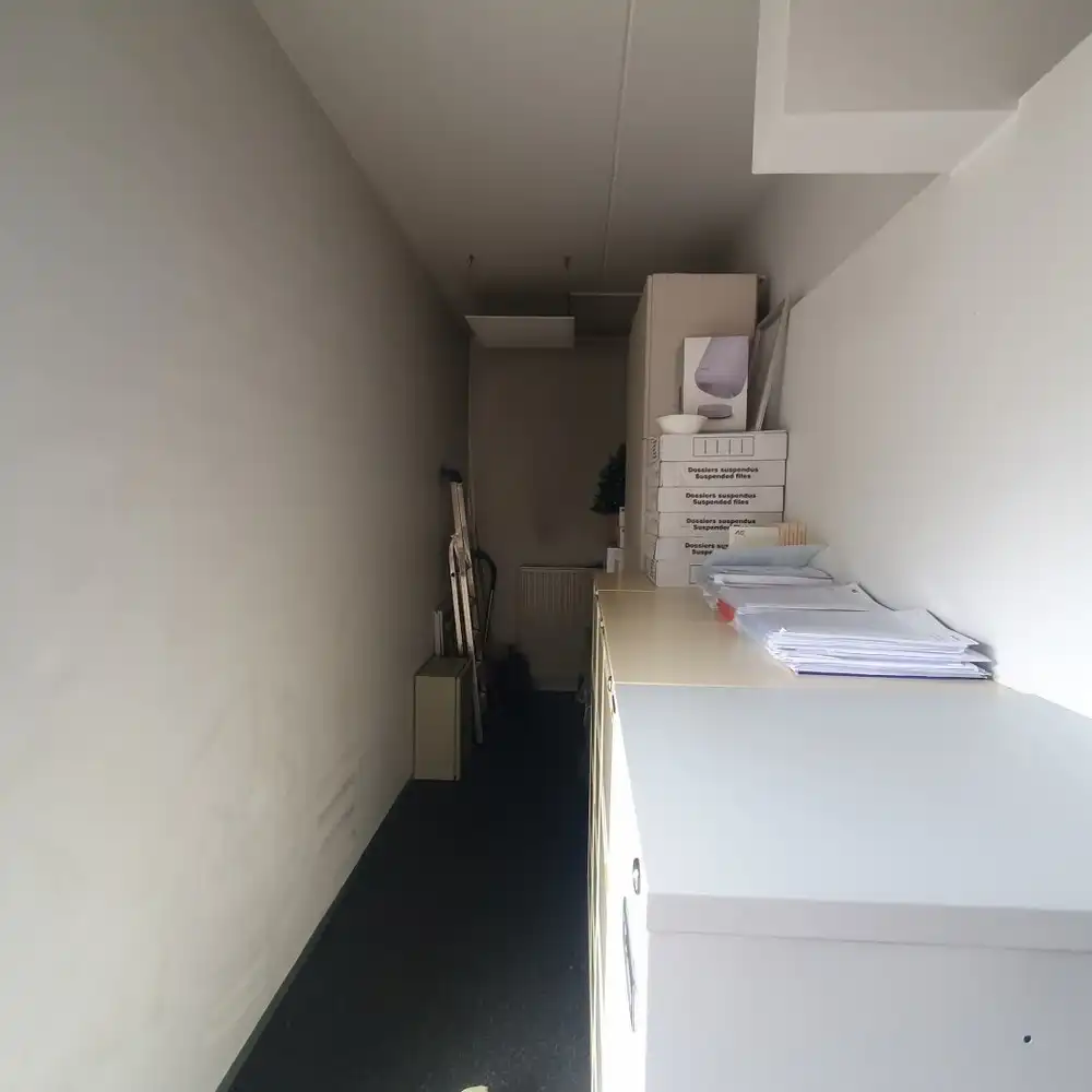 Handelspand met goede zichtbaarheid in het centrum van Neerpelt foto 8