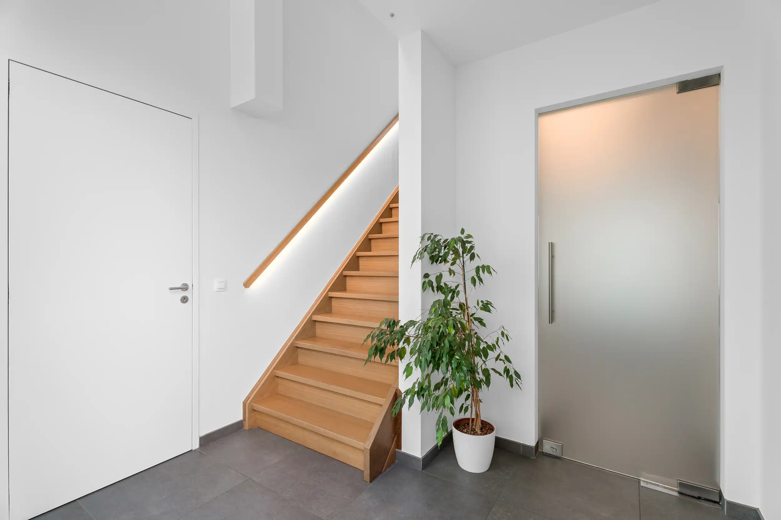 Exclusief & Duurzaam Wonen: Luxe woning Sint-Kruis-Winkel foto 9