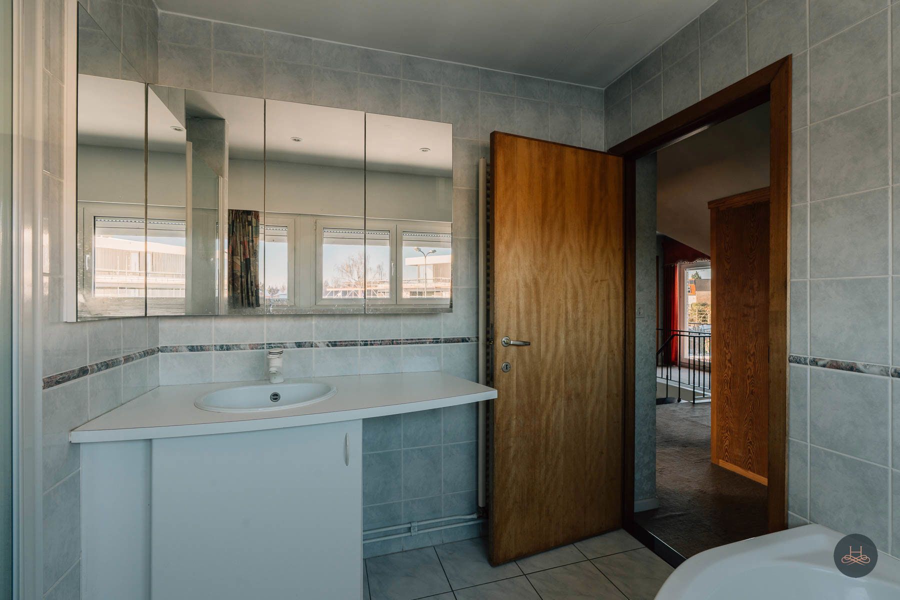 Prachtige karaktervolle authentieke villa met aangename tuin foto 23