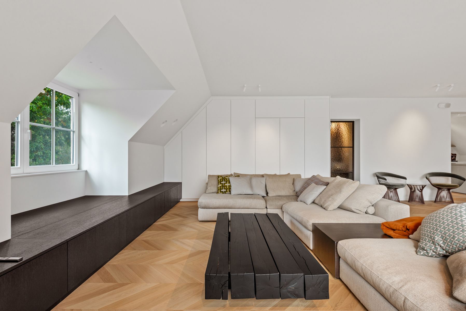 Exclusief duplex dakappartement met zicht op weiland. foto 6