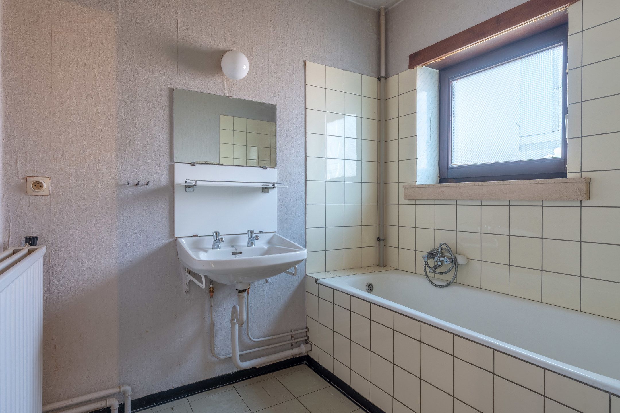 Te renoveren woning met 3 slpks en tuin te Rijkevorsel foto 17