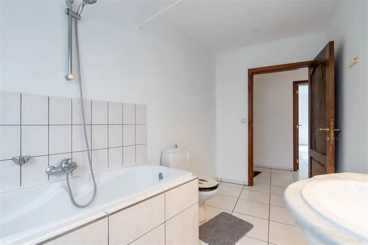 Opbrengsteigendom 2 appartementen foto 15