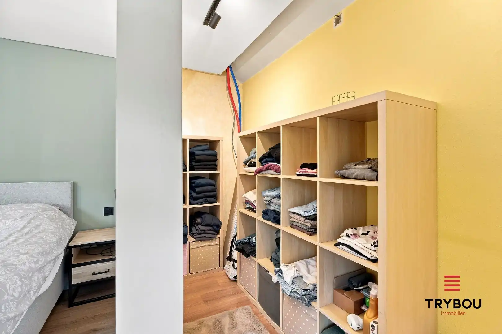 Uitstekende gelegen woning met loods en tuin!  foto 16
