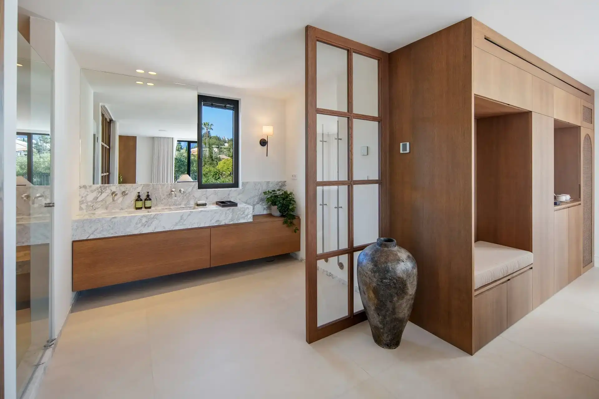 Exclusieve designvilla aan de frontlinie van Las Brisas Golf in Marbella foto 27