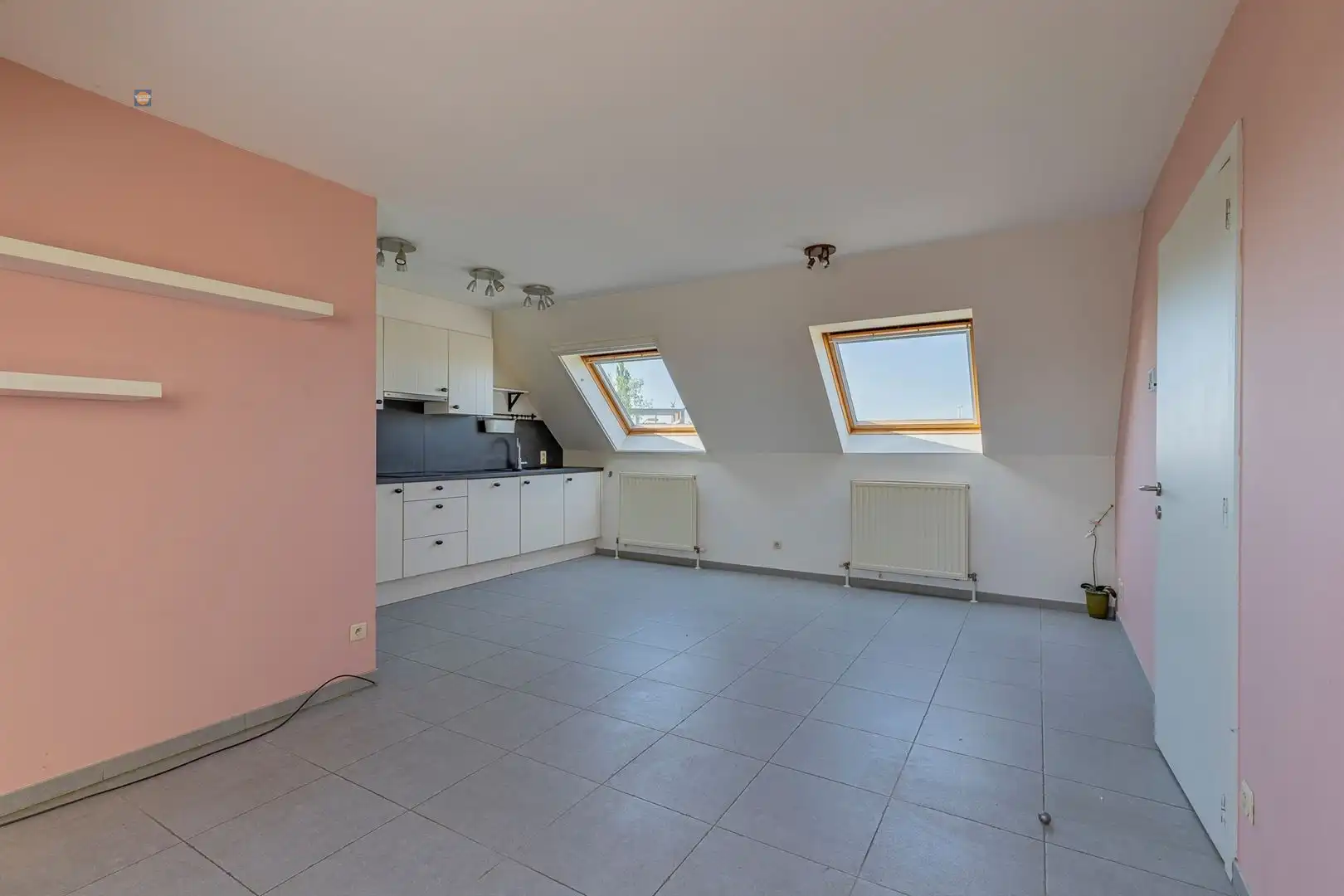 Instapklaar 1-slaapkamerappartement op toplocatie nabij station Willebroek foto 6