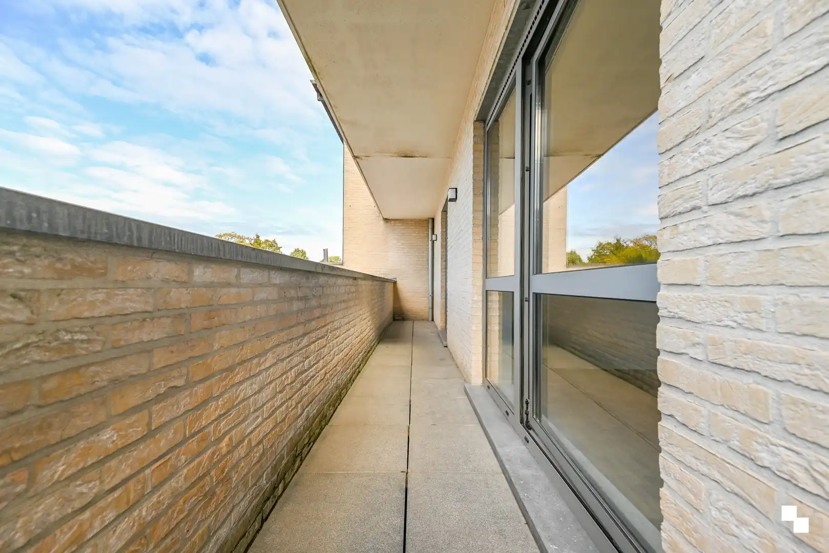 Ruim appartement met drie slaapkamers & garagebox foto 22