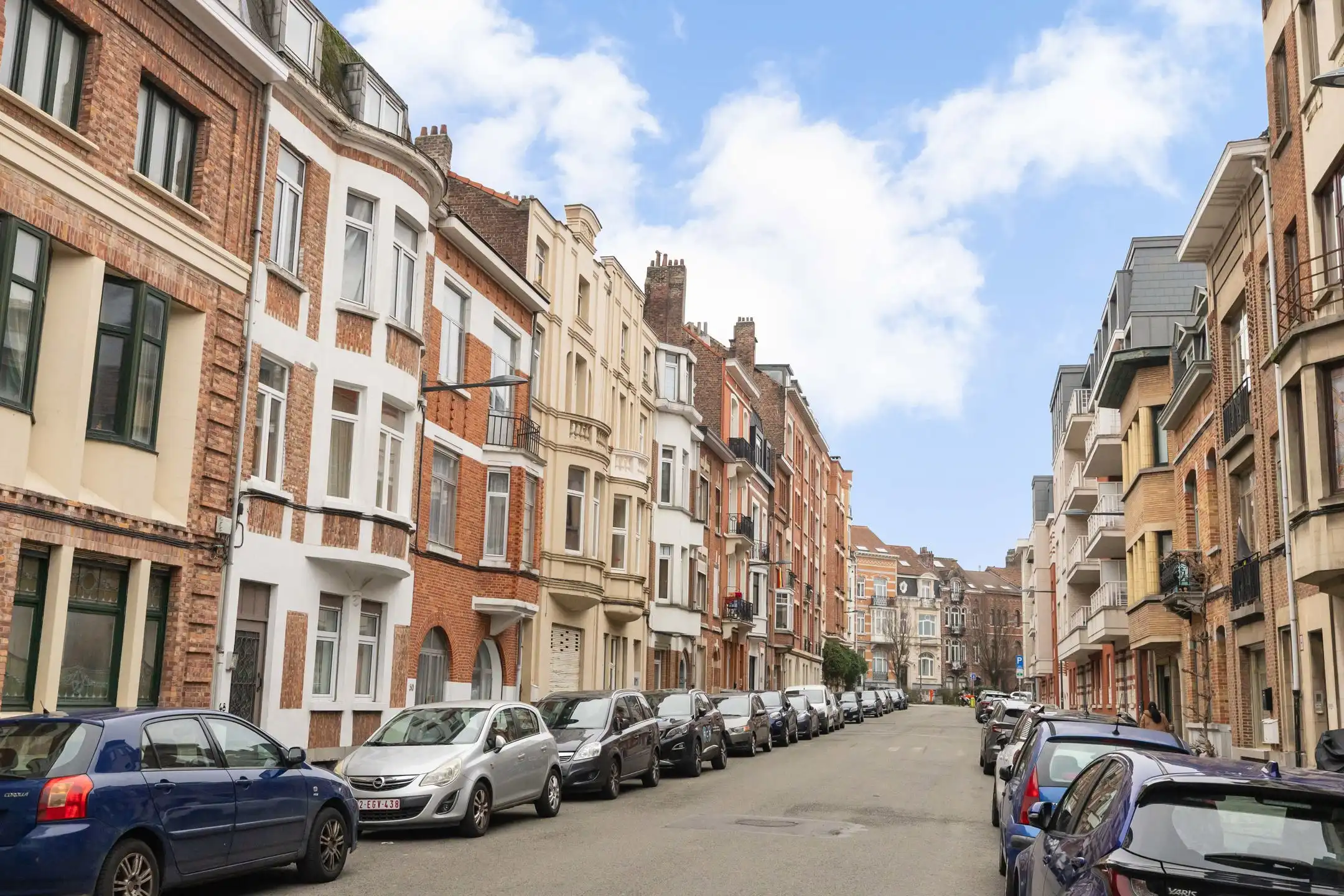 Gezinswoning met terras in hartje Etterbeek foto 30