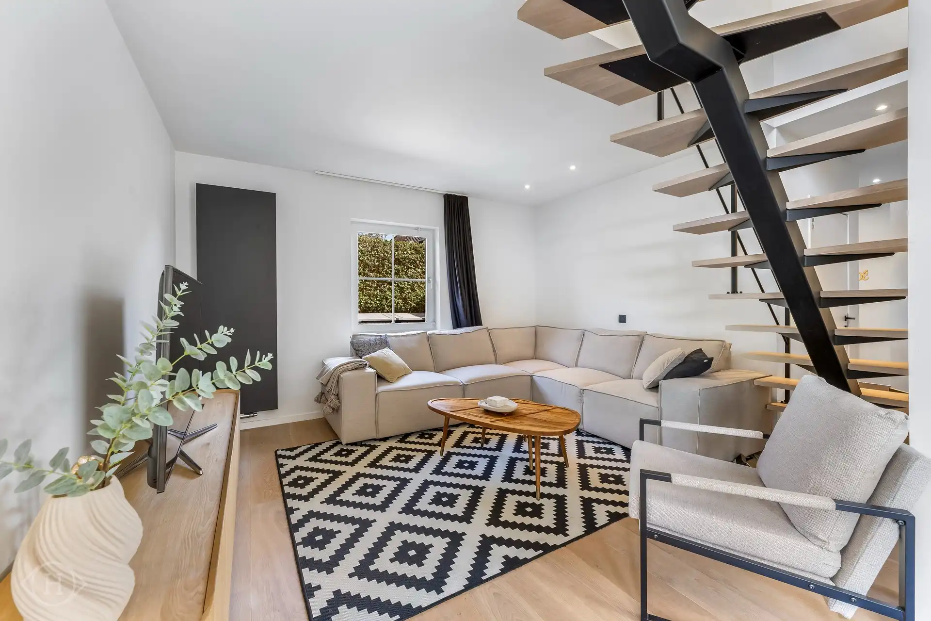 Stijlvol gerenoveerde vrijstaande woning met EPC B foto 7