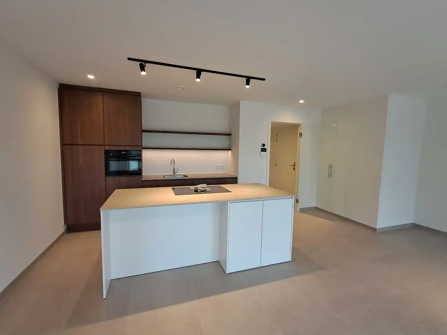 Prachtige nieuwbouwresidentie tussen het groen te Sijsele! foto 2