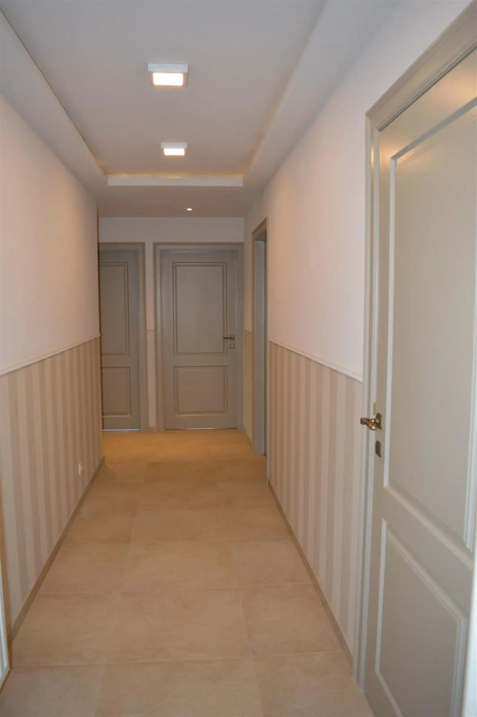TE HUUR: Ruim appartement met 2 slaapkamers te Lummen! foto 6