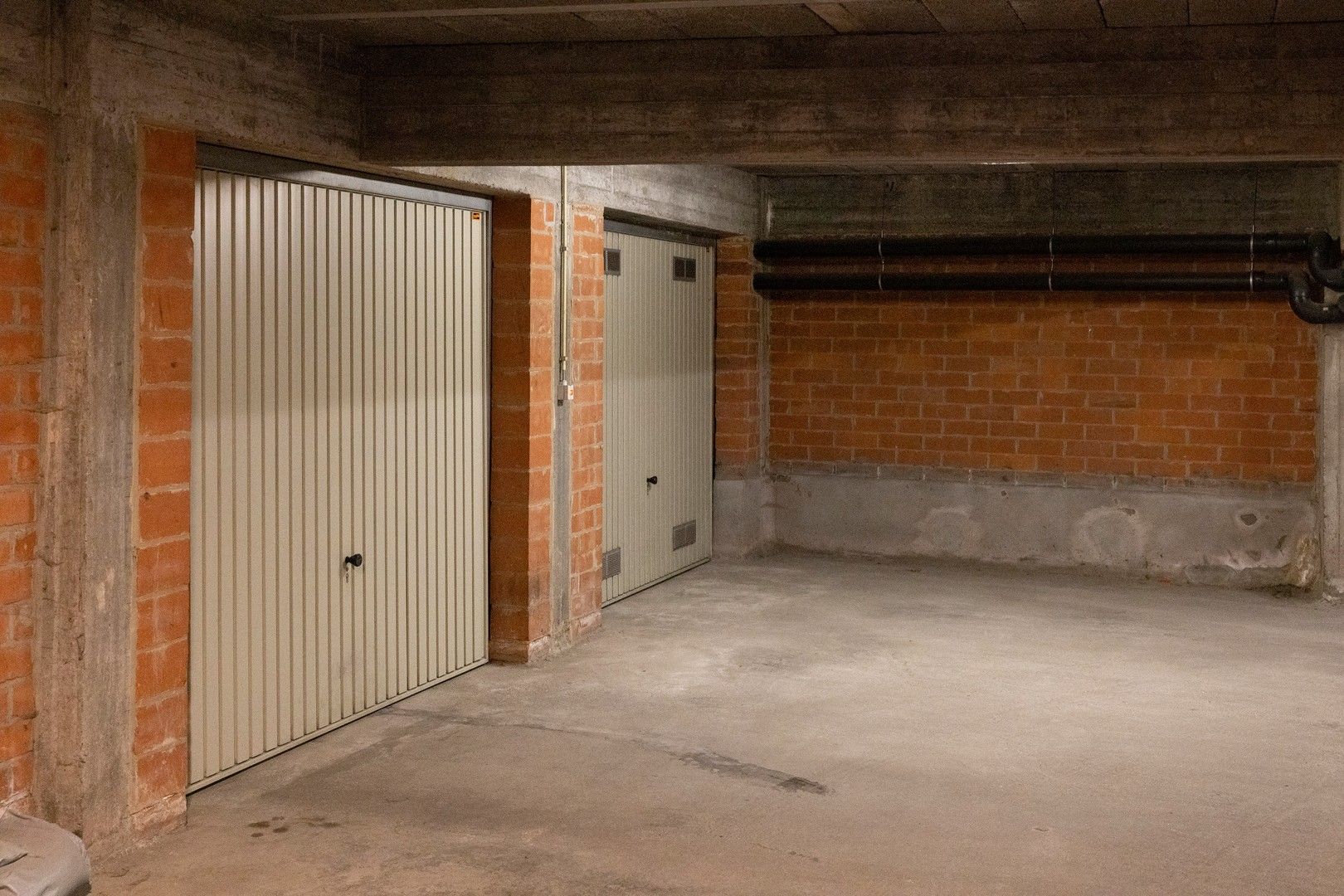 Zeer goed onderhouden monumentale burgerwoning met tuin. foto 19