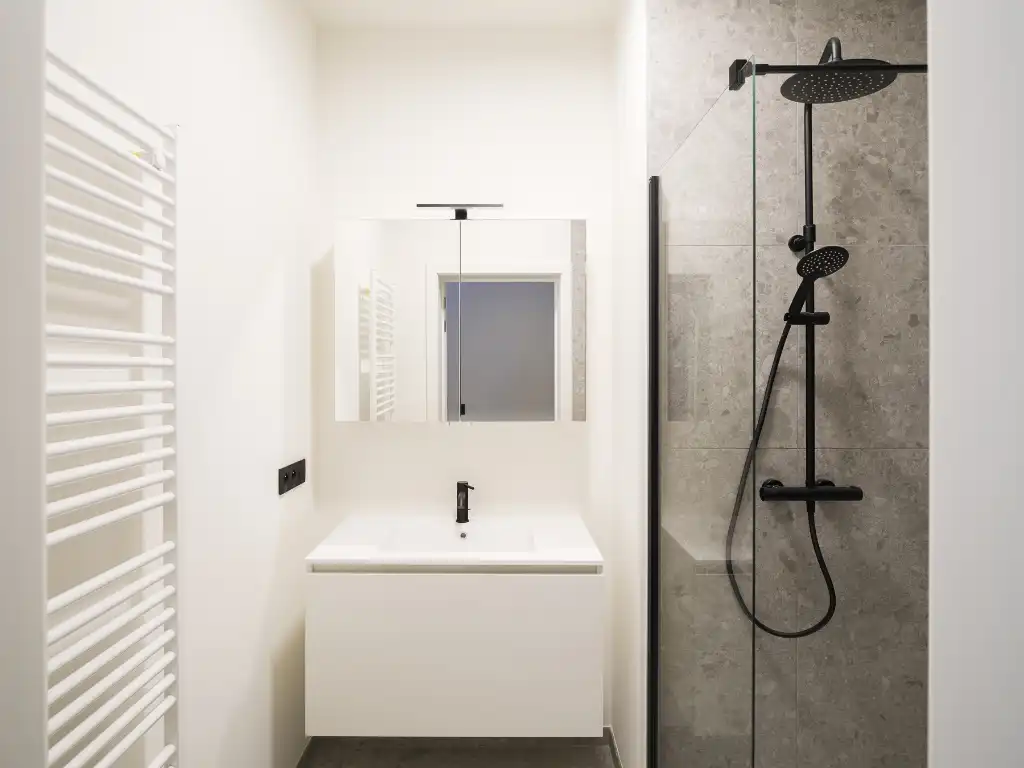 Stijlvol gerenoveerd 2-slaapkamerappartement met meerdere terrassen in het centrum van Gent foto 7