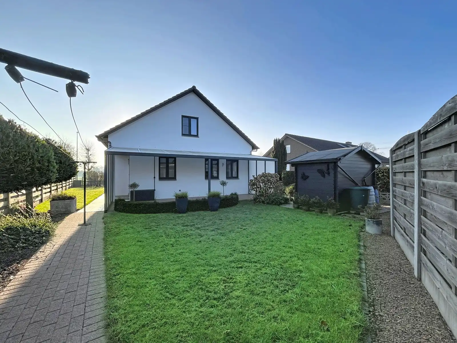 Rustig gelegen woning met 3 slaapkamers.  foto 18