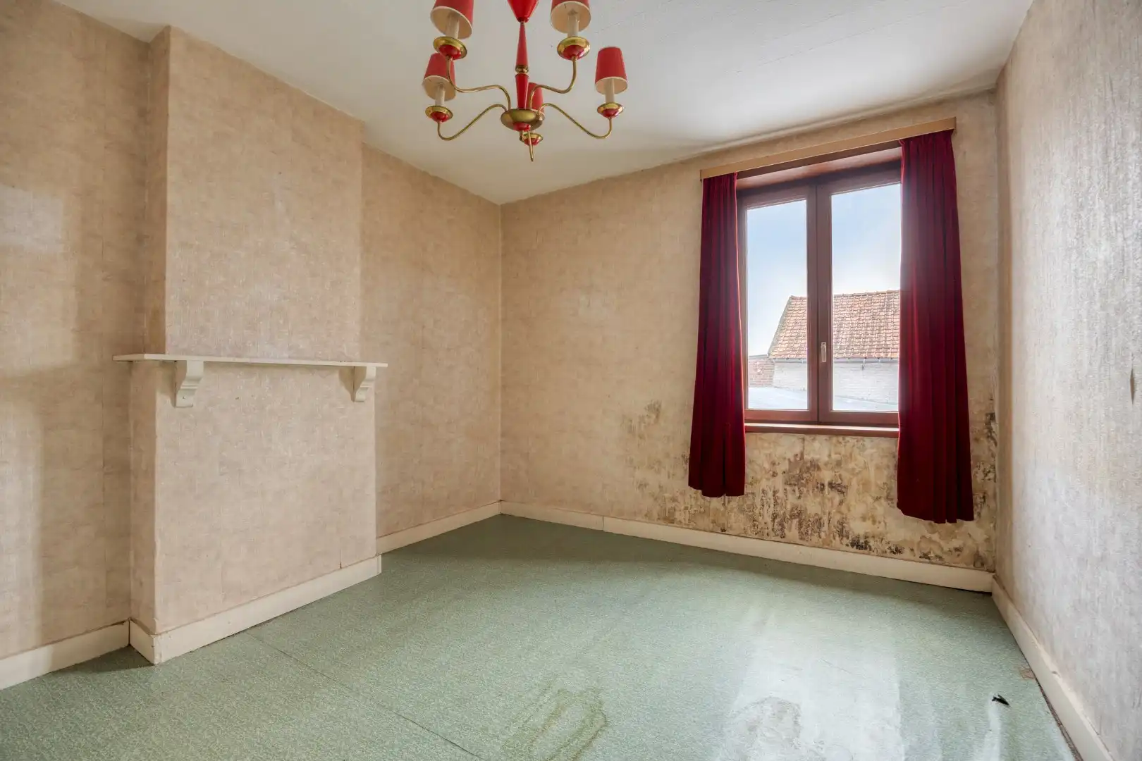 Hoevewoning met binnenkoer, stallen en tuin in landelijke dorpsligging te Nerem foto 15