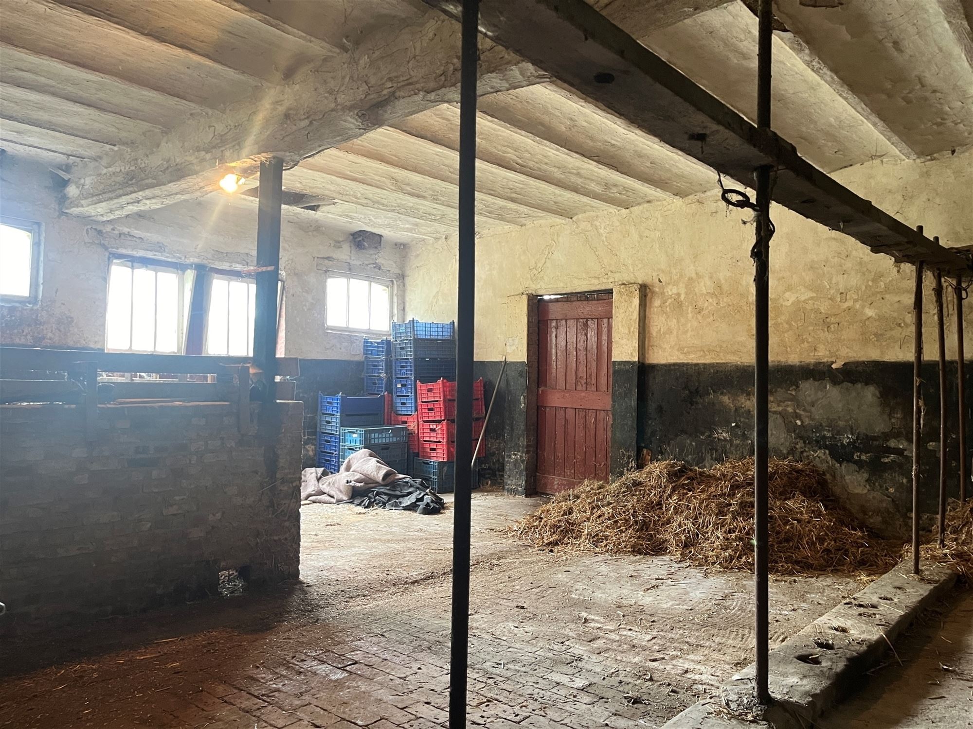 hoeve met 2,23 ha weiland foto 23