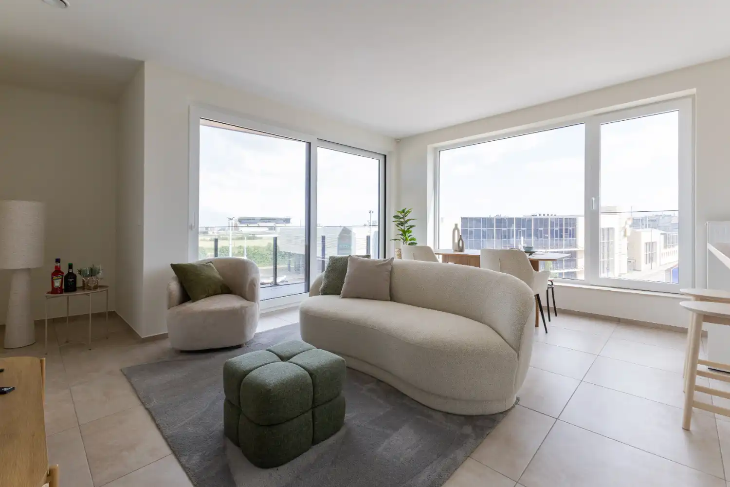 Stijlvol duplex appartement met 2 slaapkamers foto 2