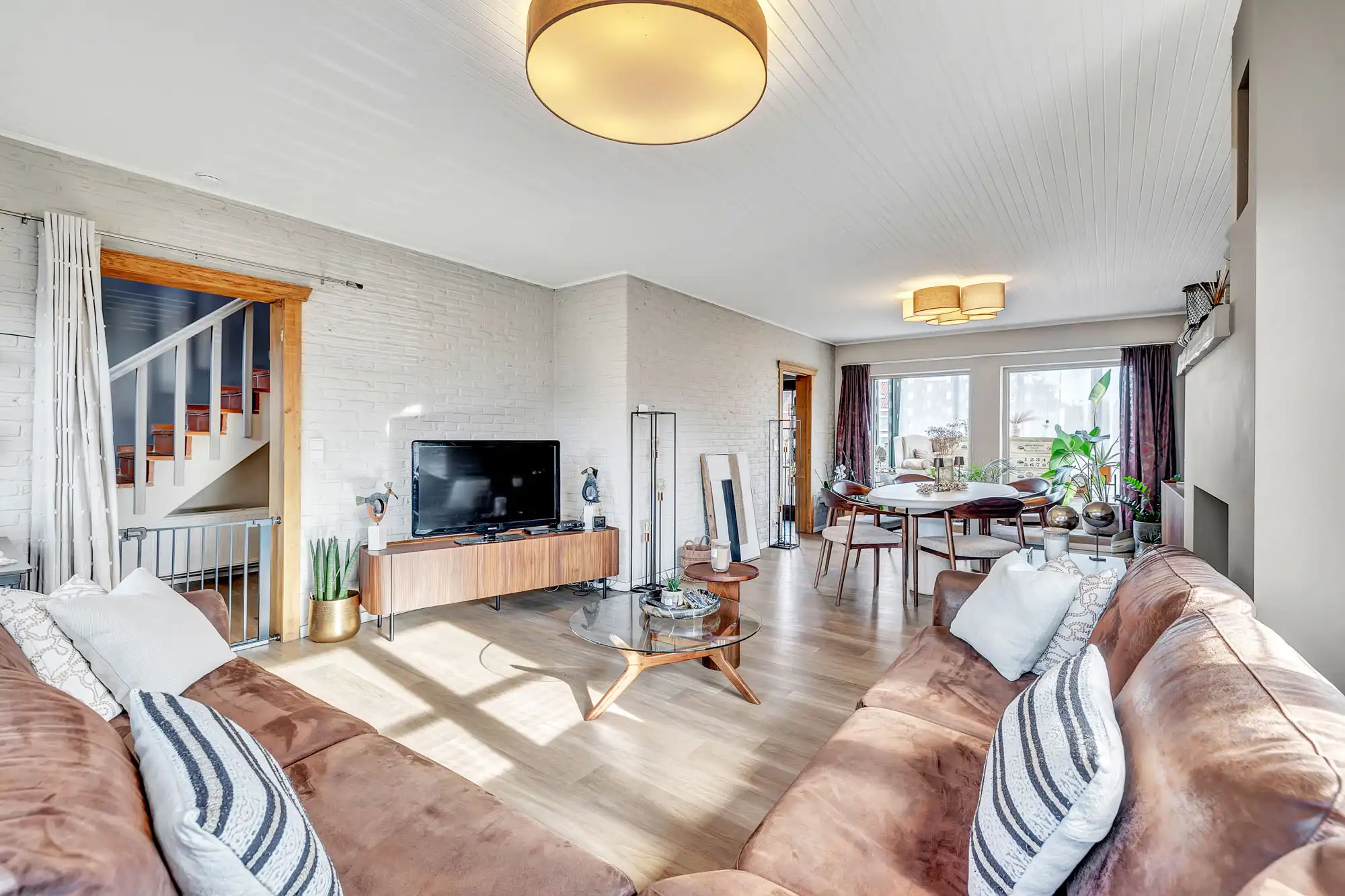 Charmante instapklare woning met 4 slpks, garage en tuin foto 6