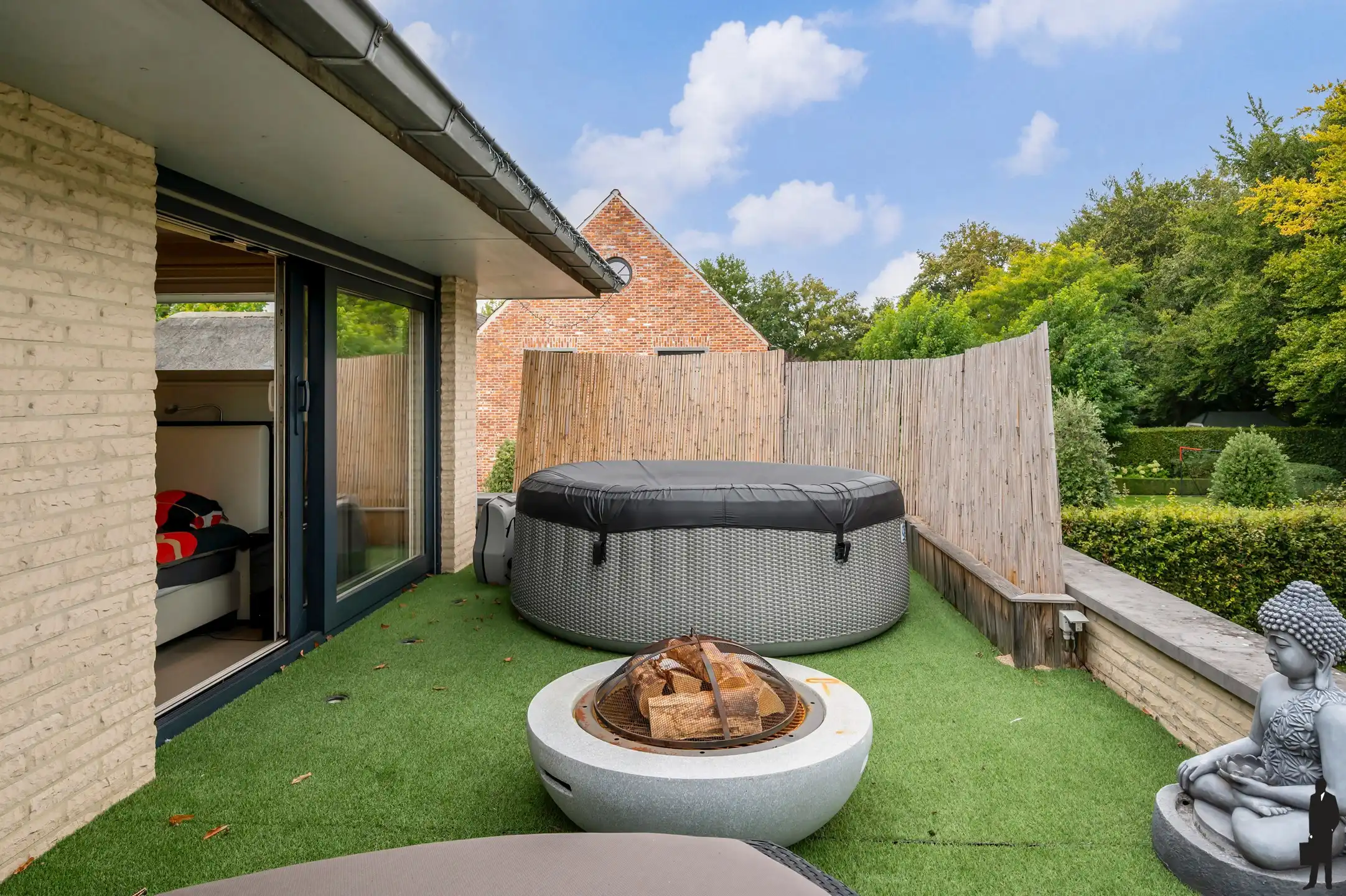 Eigentijdse villa op ca. 1.246 m² te Brasschaat! foto 15