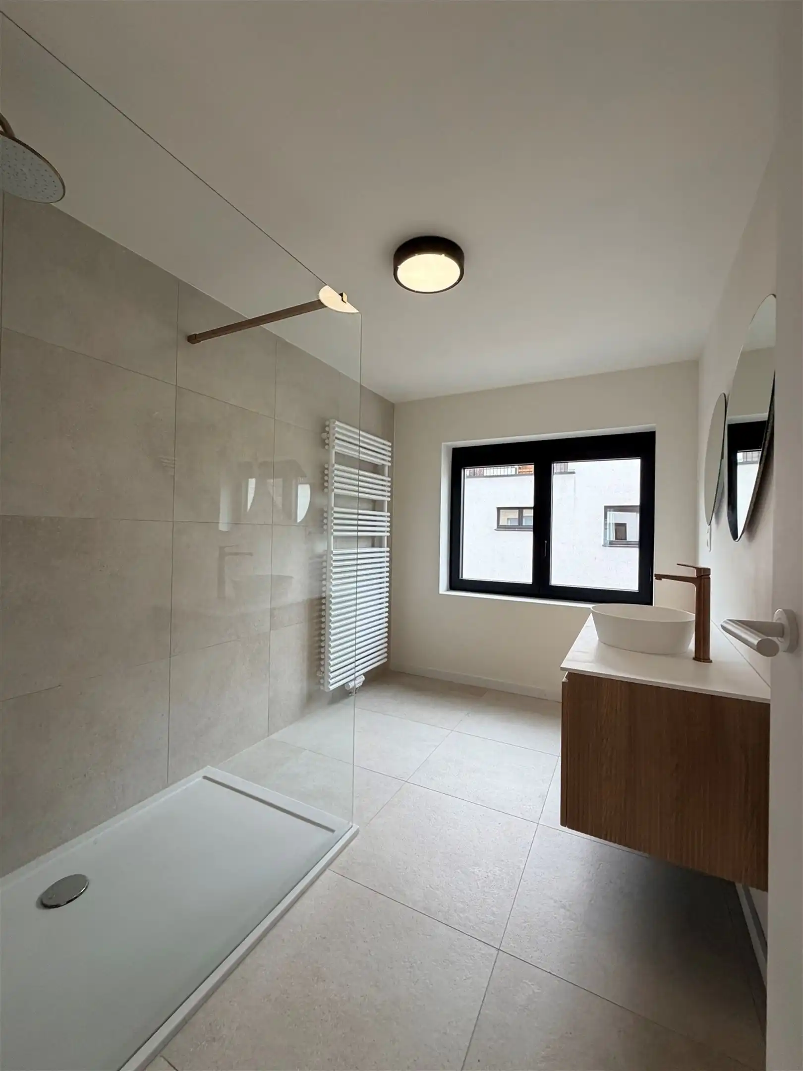 Moderne woning met 3 slaapkamers foto 11