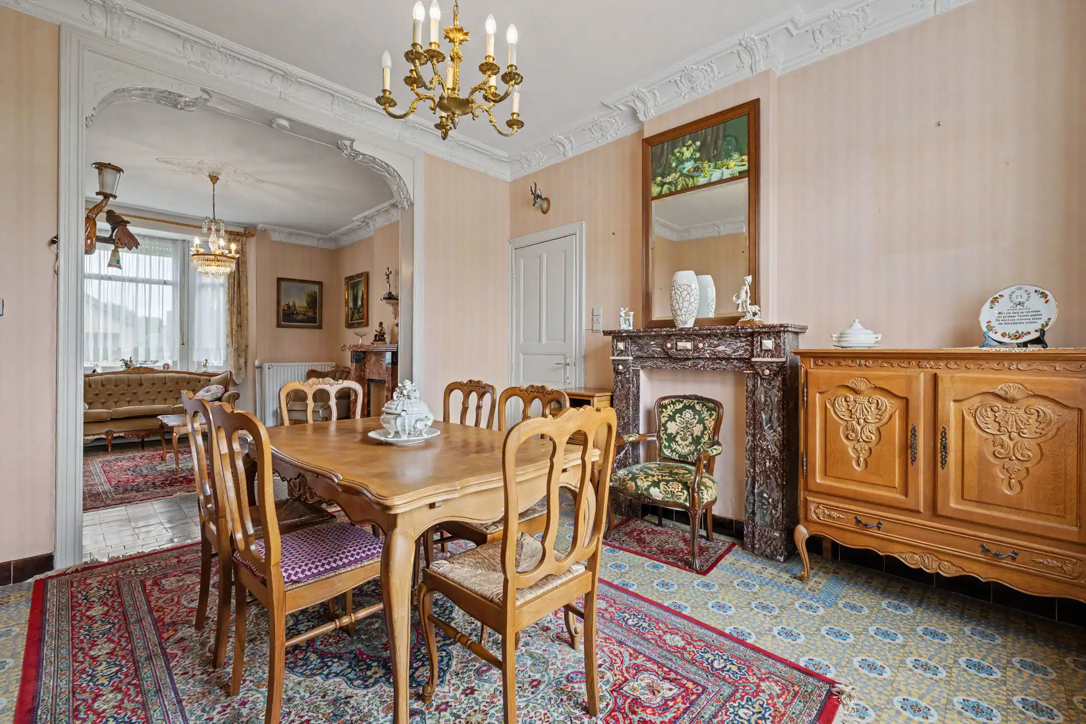 Charmante herenwoning met authentieke elementen, grote tuin en weide op 17a 70ca foto 9
