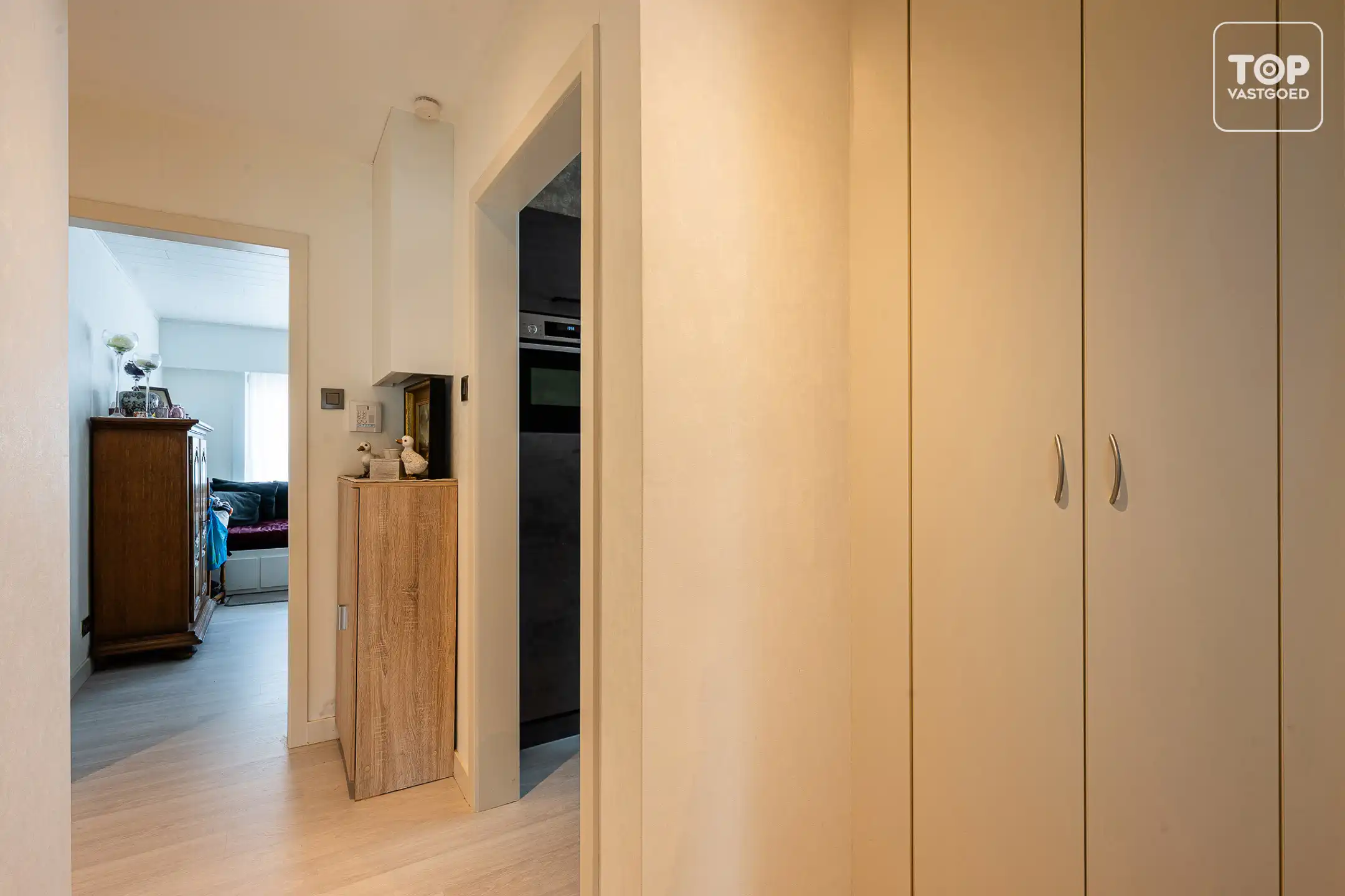 Gelijkvloers appartement met twee slaapkamers, tuin en garage  foto 10