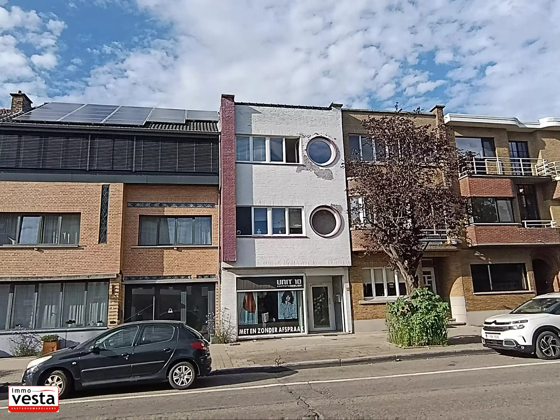 Gerenoveerd éénslaapkamerappartement foto {{pictureIndex}}