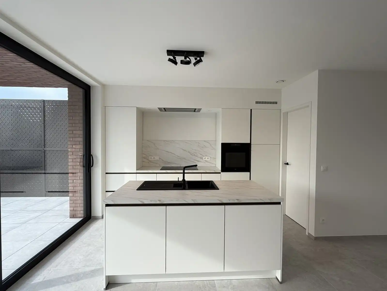 Energiezuinig nieuwbouwappartement met groot terras foto 7