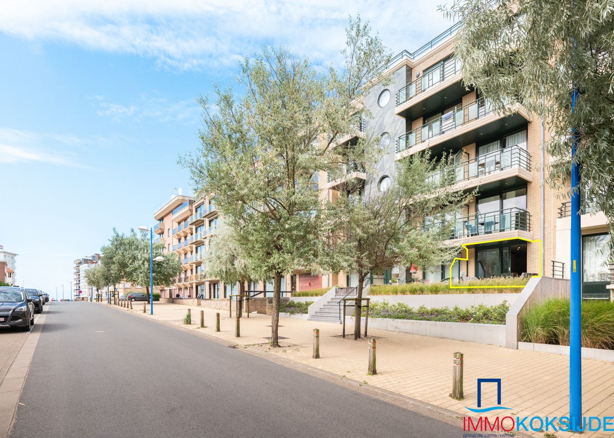 Modern appartement met 2 slaapkamers en zijdelings zeezicht foto 1