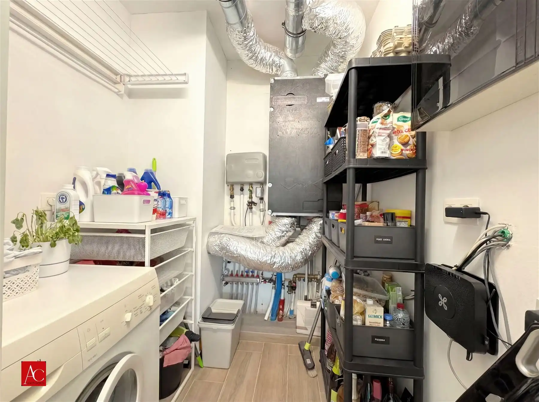 Gelijkvloers appartement met garage en 2 slaapkamers  foto 27