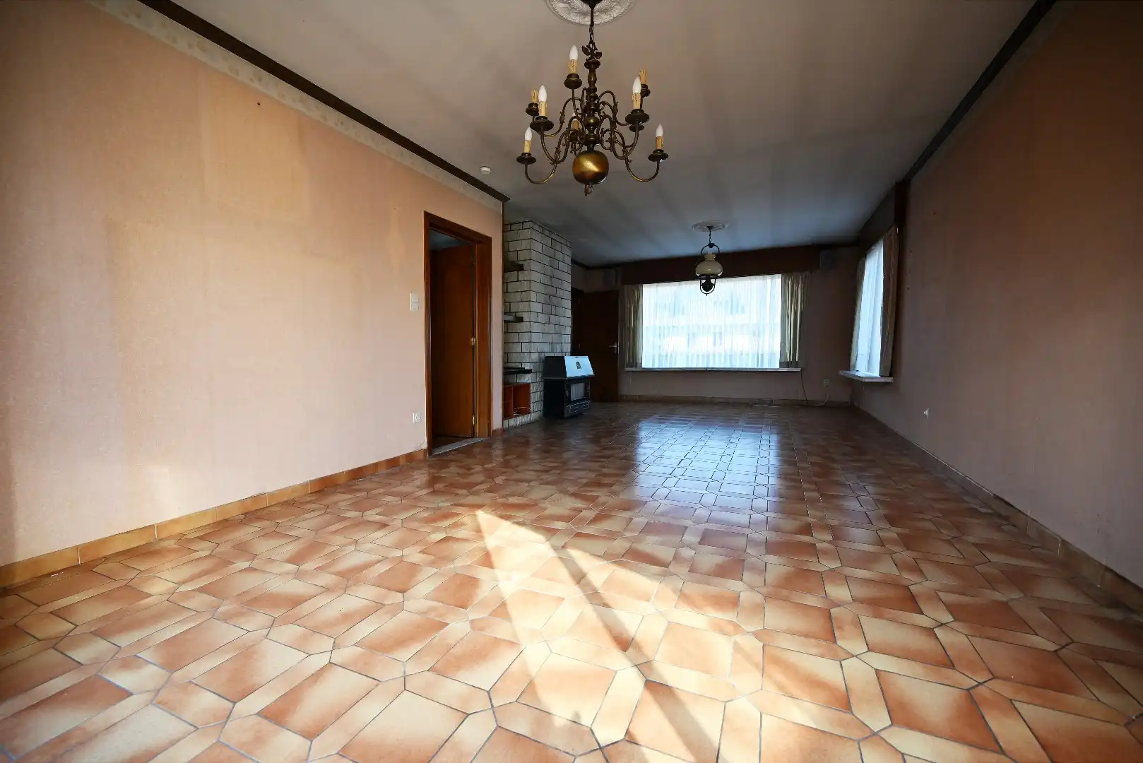 Te renoveren woning met 3 slpks op 607 m² te Lembeke foto 5