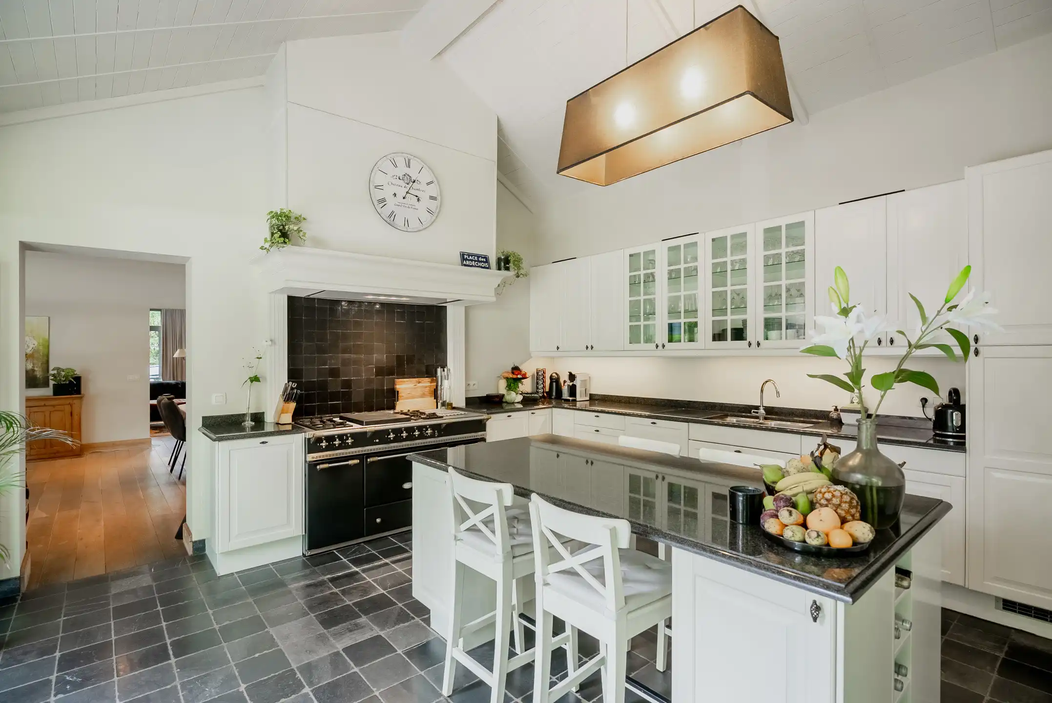 Prestigieuze villa met afzonderlijke woonunit en royale tuin nabij de Kalmthoutse Heide foto 18