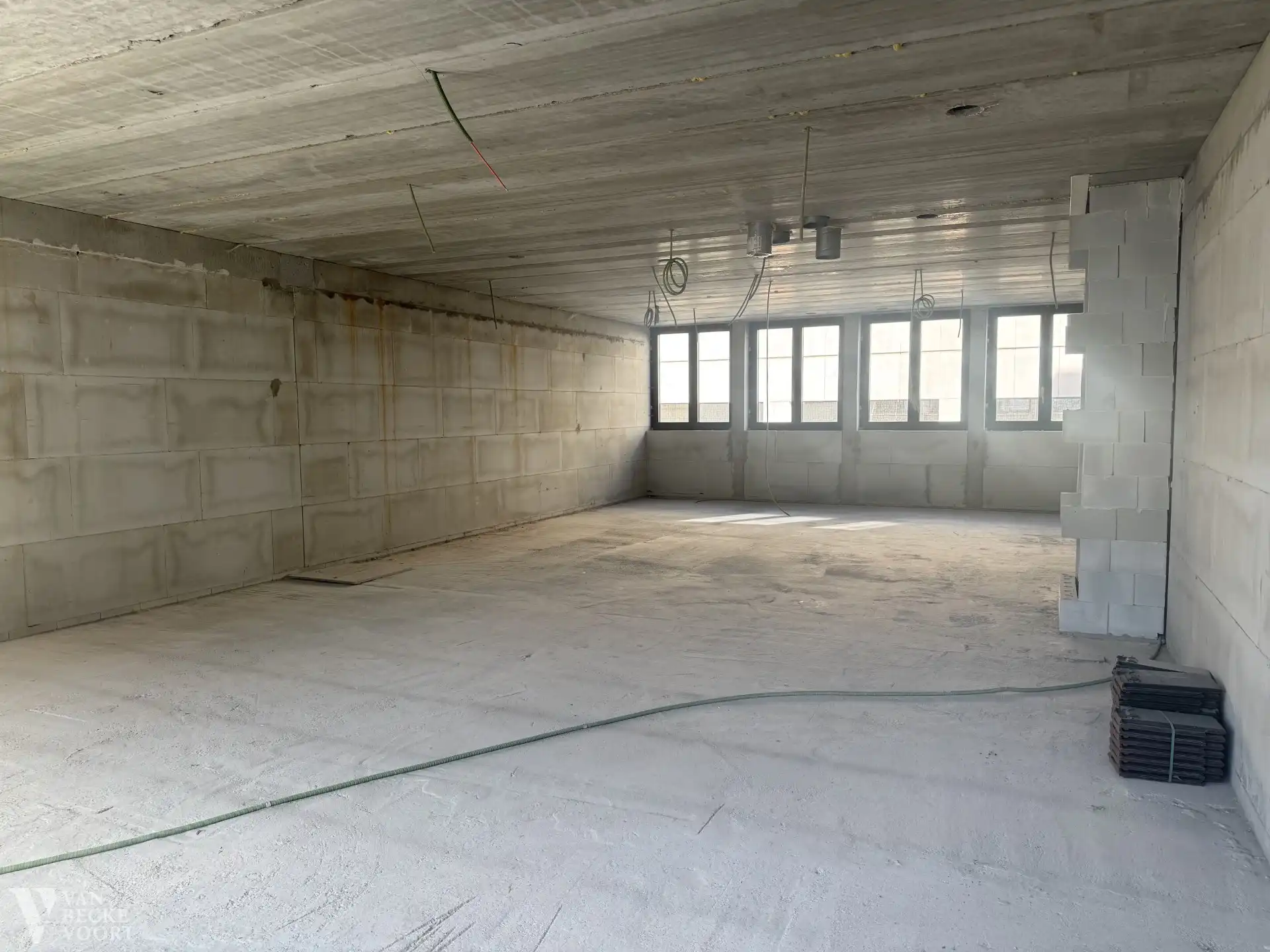 HANDELSPAND 147m² OP AAA-LOCATIE KAPELLESTRAAT foto 5