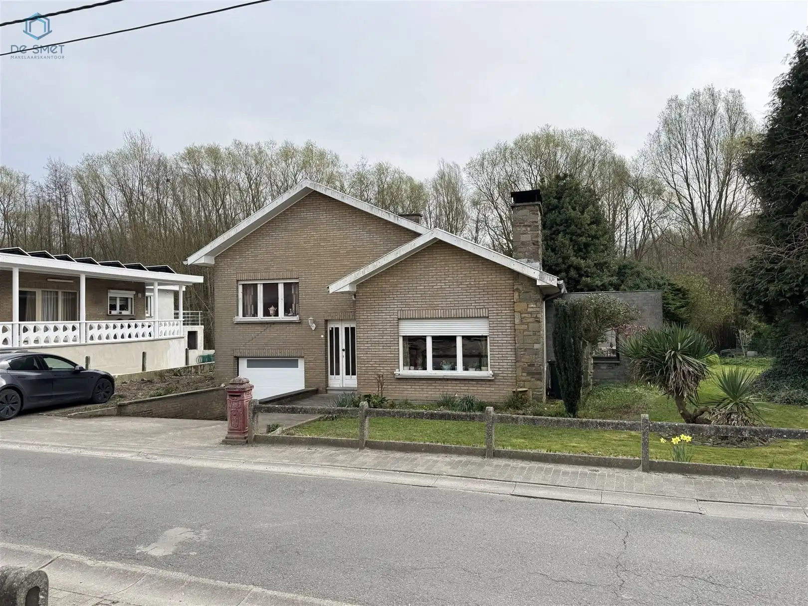 Rustig gelegen open bebouwing met tuin foto 2