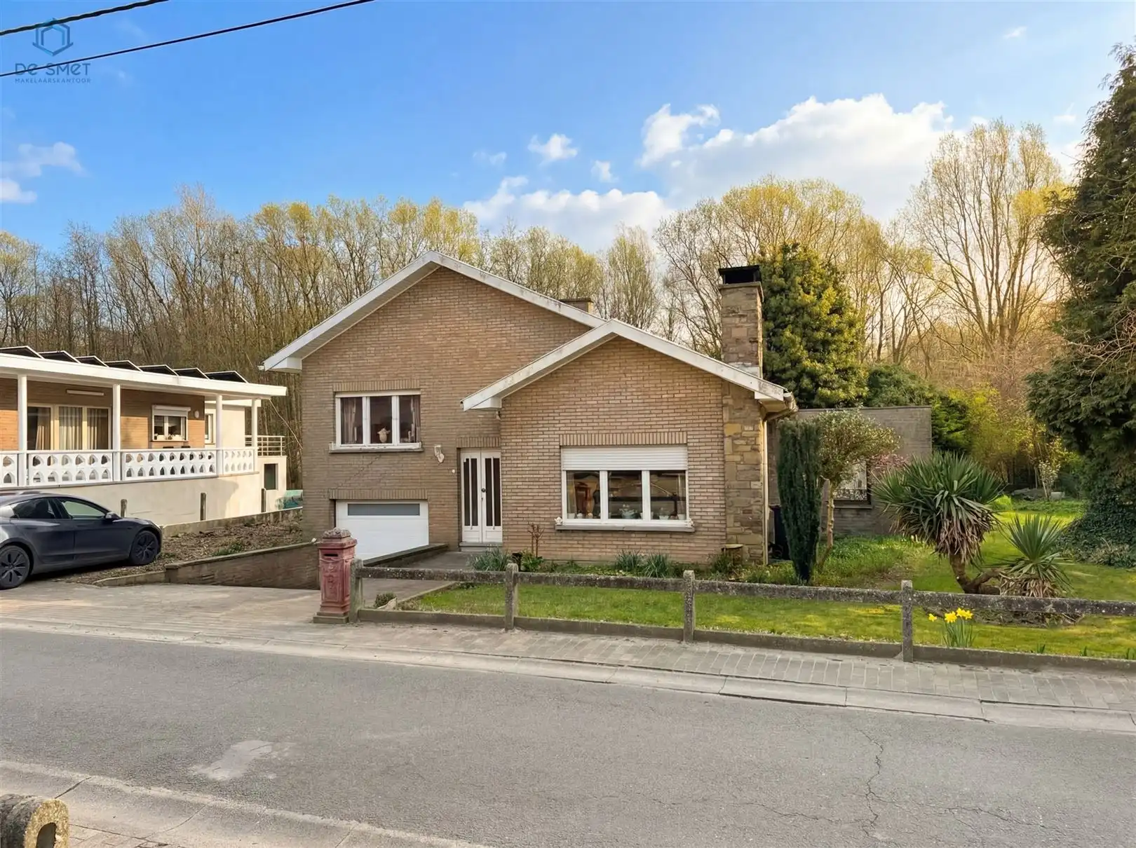 Rustig gelegen open bebouwing met tuin foto 2