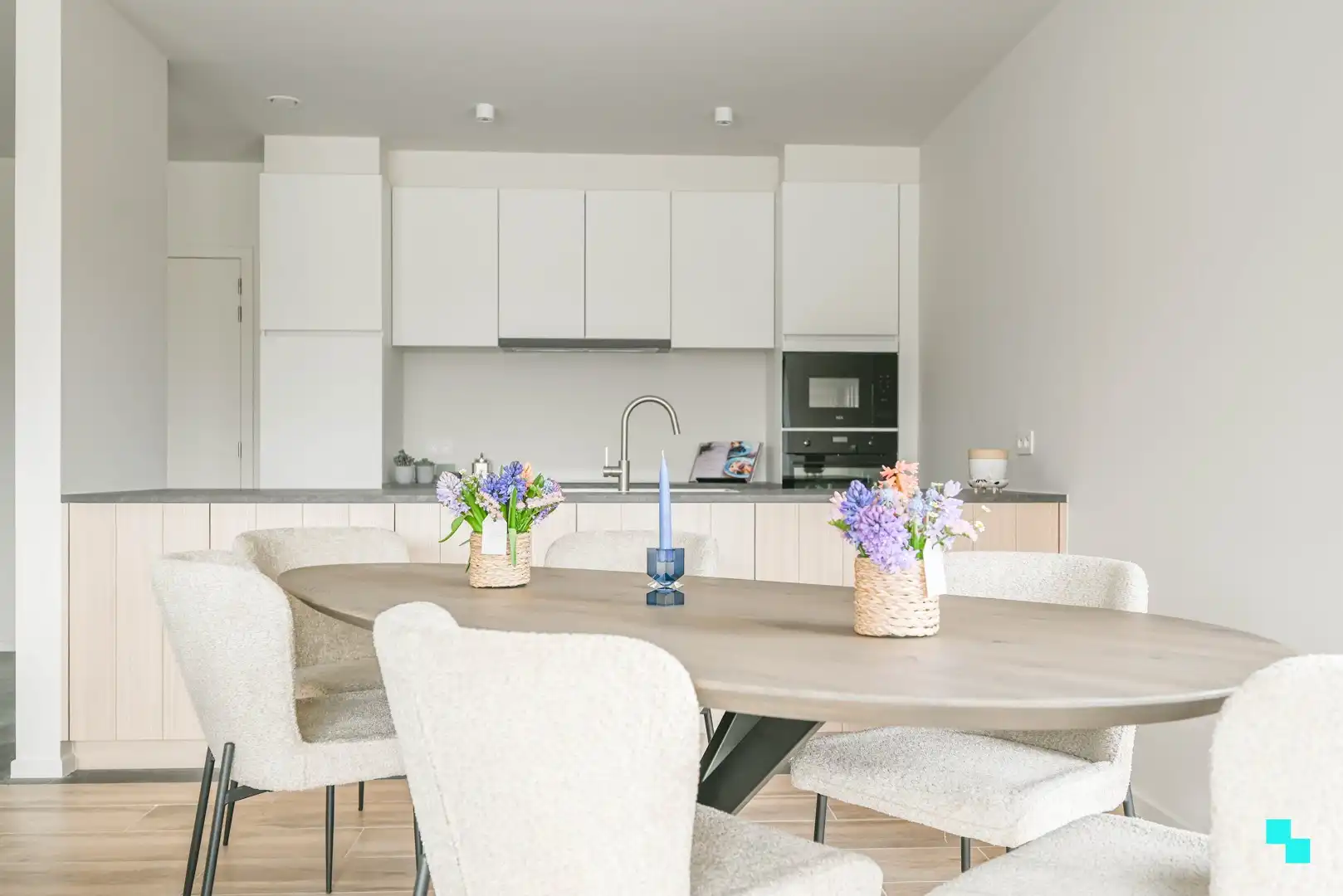 Ruime halfopen bebouwing in Zwevegem foto 6