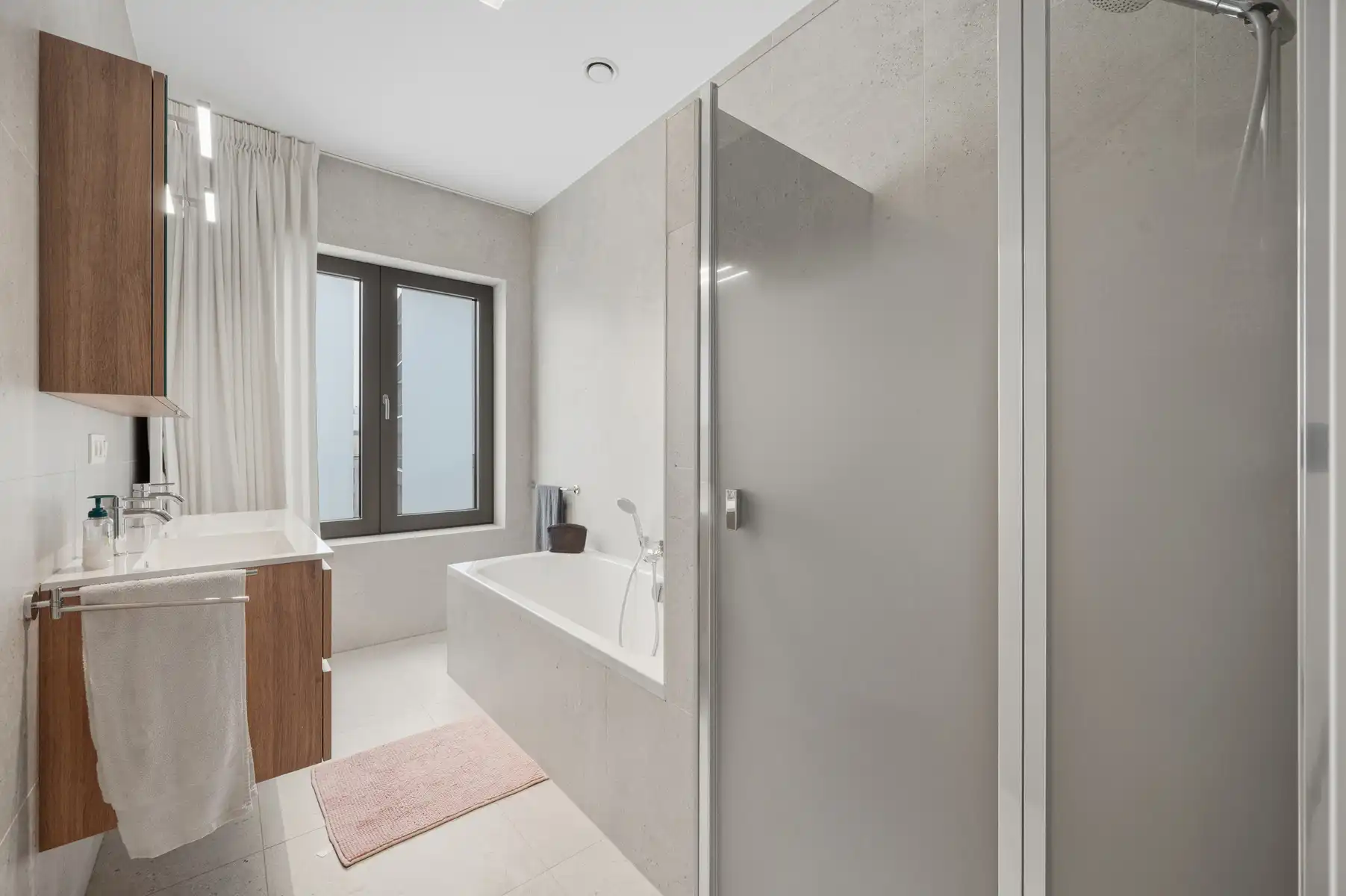 Nieuwbouw appartement (Bijna Energie Neutraal) op een toplocatie in MECHELEN foto 20