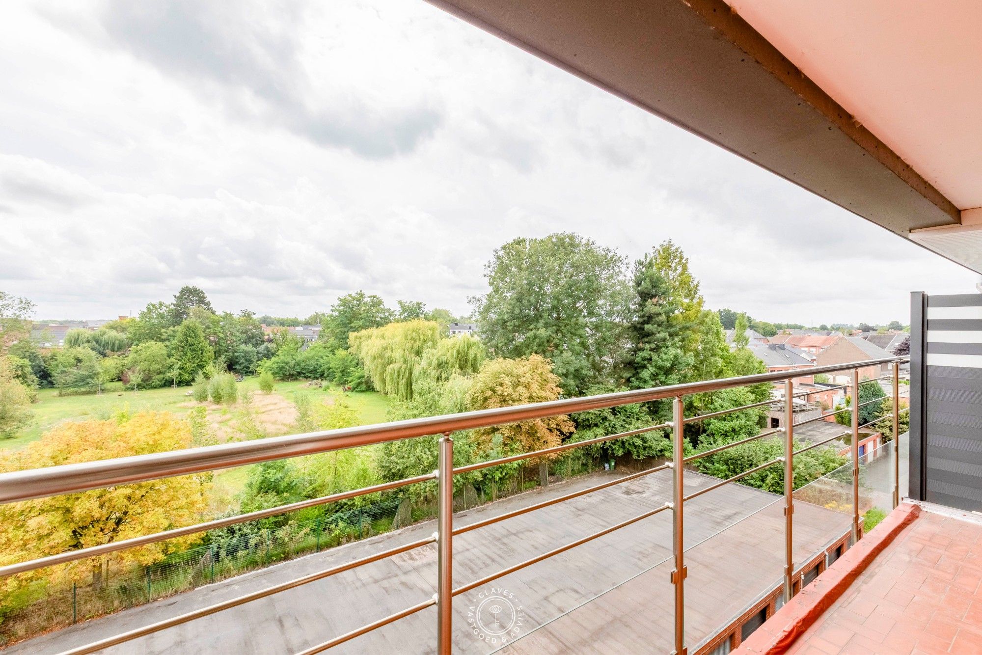 Appartement op toplocatie vlak bij toekomstig recreatiepark foto {{pictureIndex}}