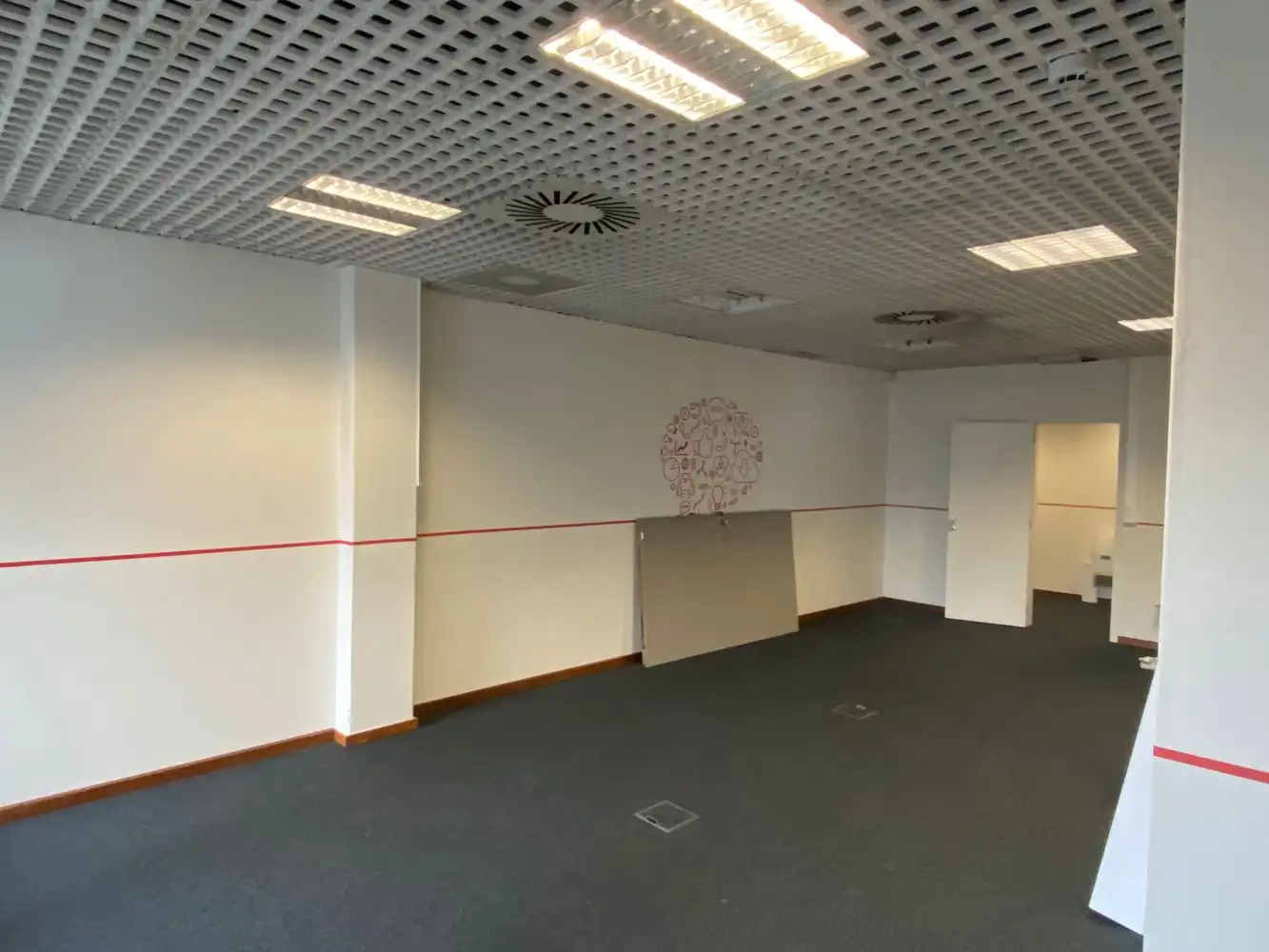 603m² kantoor foto 12
