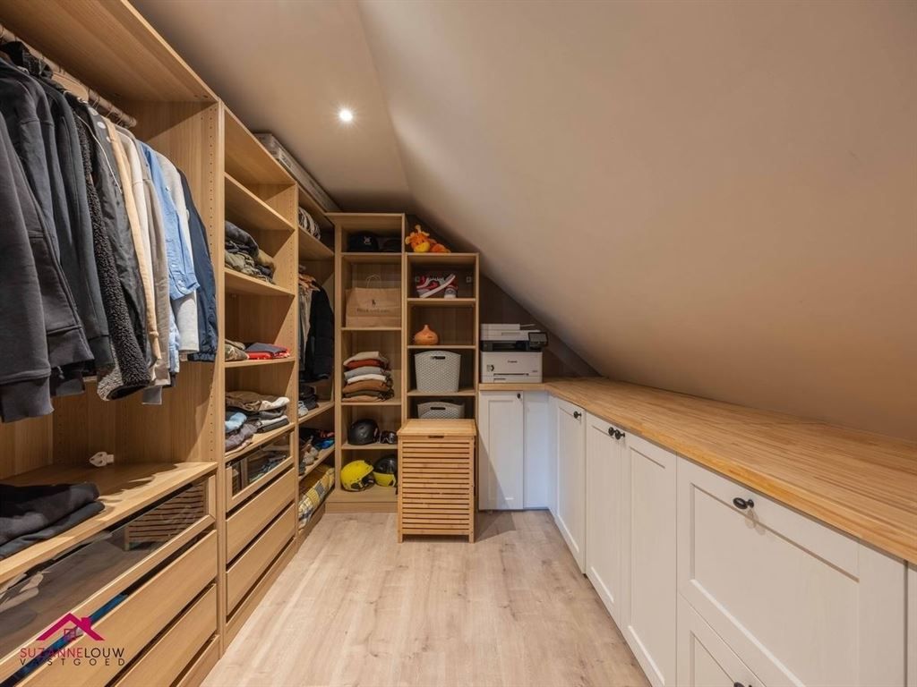 Hoogwaardig afgewerkte, landelijke villawoning foto 35