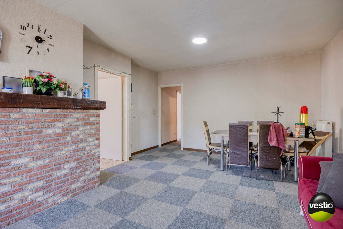 INVESTERINGSPAND MET 2 VERHUURDE APPARTEMENTEN TE RIJKHOVEN. foto 12