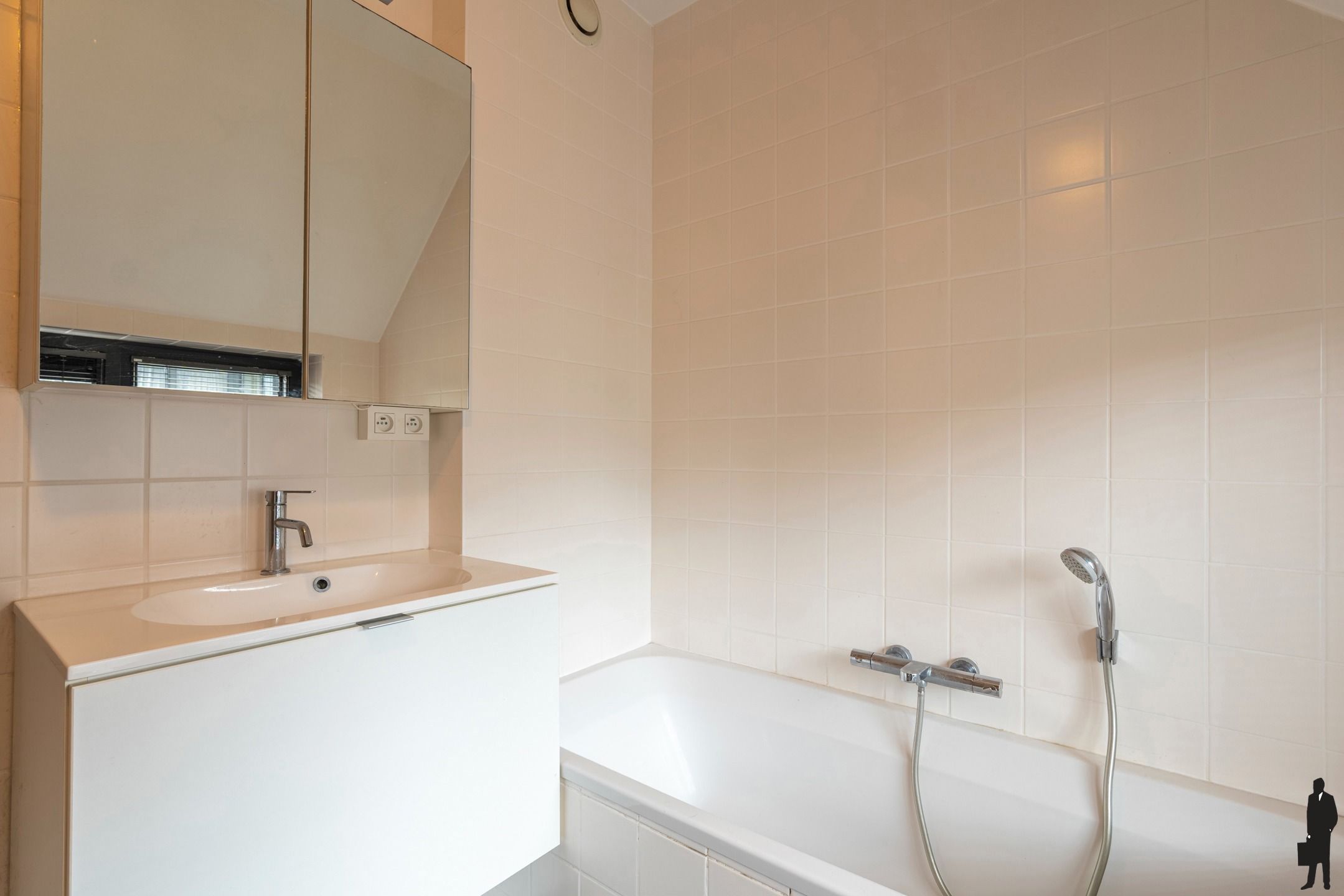 Centraal gelegen duplex (investerings)appartement met terras foto 10