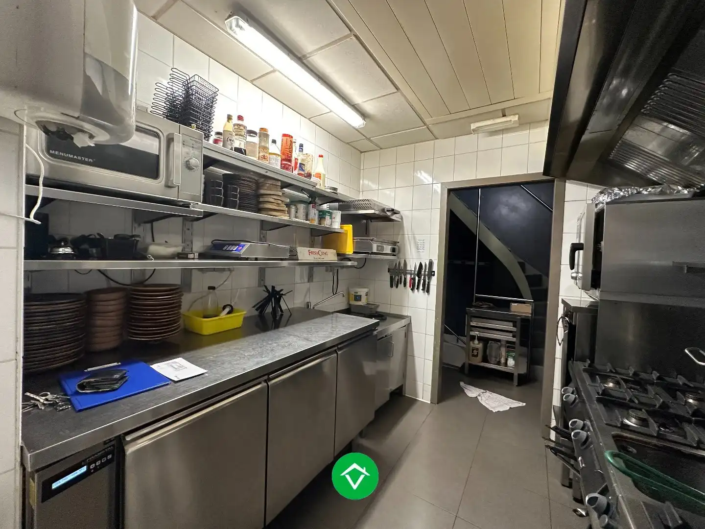 Combinatie wonen & werken: horecazaak met woonst in Eernegem foto 30